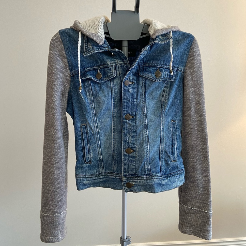 Black River Jean Jacket with hood